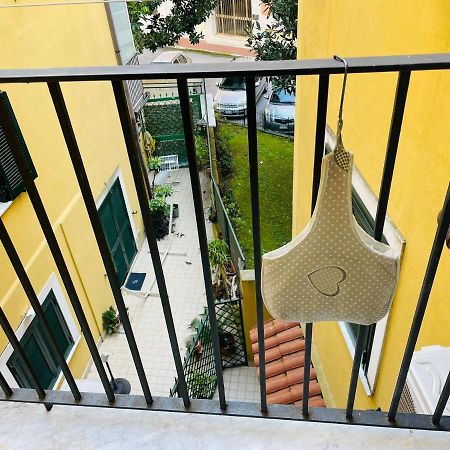 فيلا La Casa Di Nonna Cristina كاستيلاّماري دي ستا المظهر الخارجي الصورة